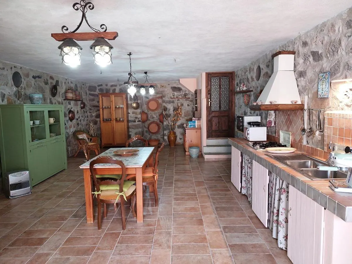 Ferienhaus Pinnettu Ghilarza